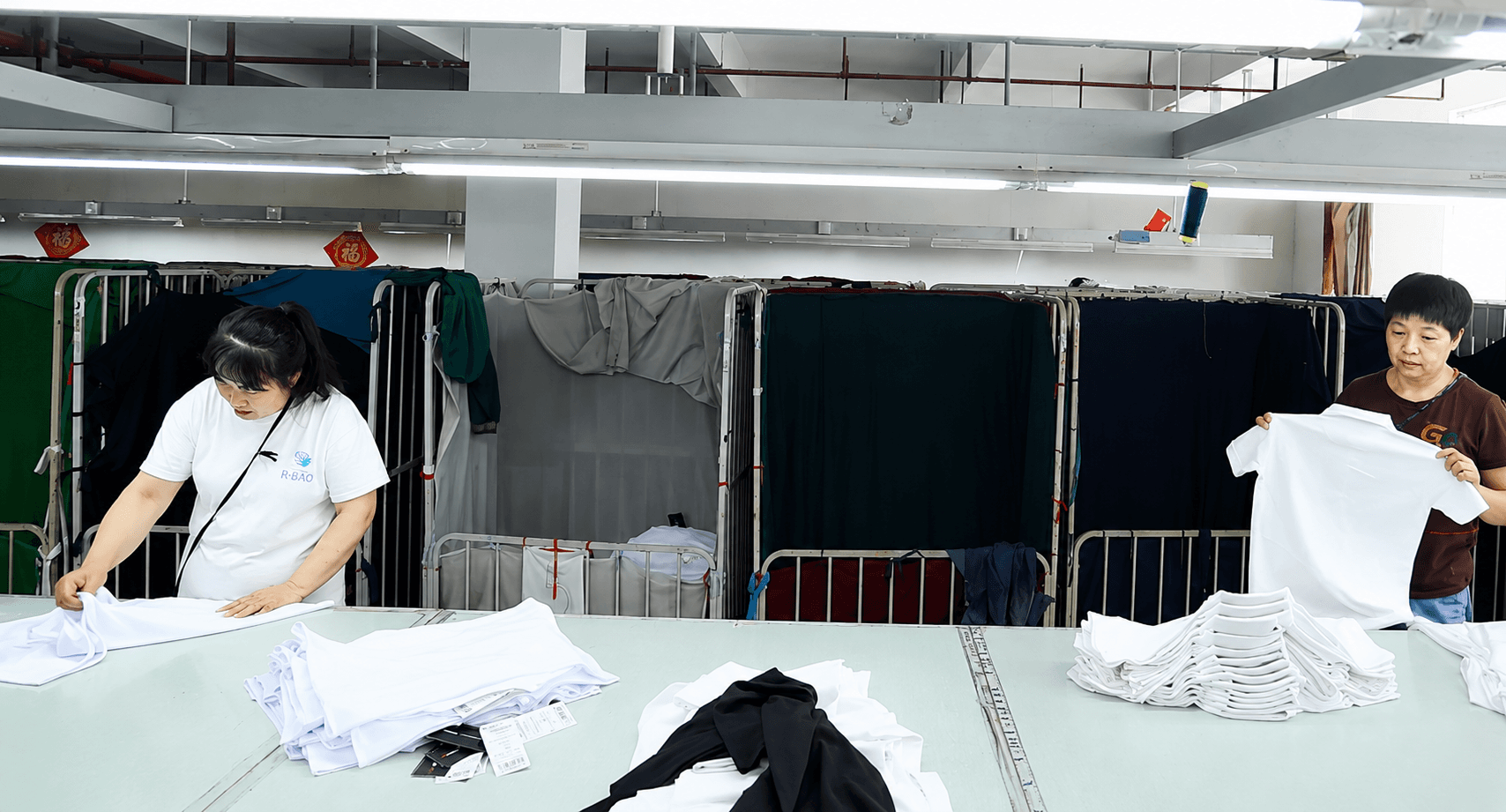 Coverenta production line for workwear manufacturing and inspection